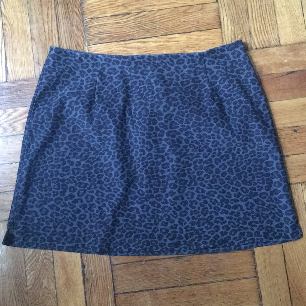 Blue leopard print mini skirt